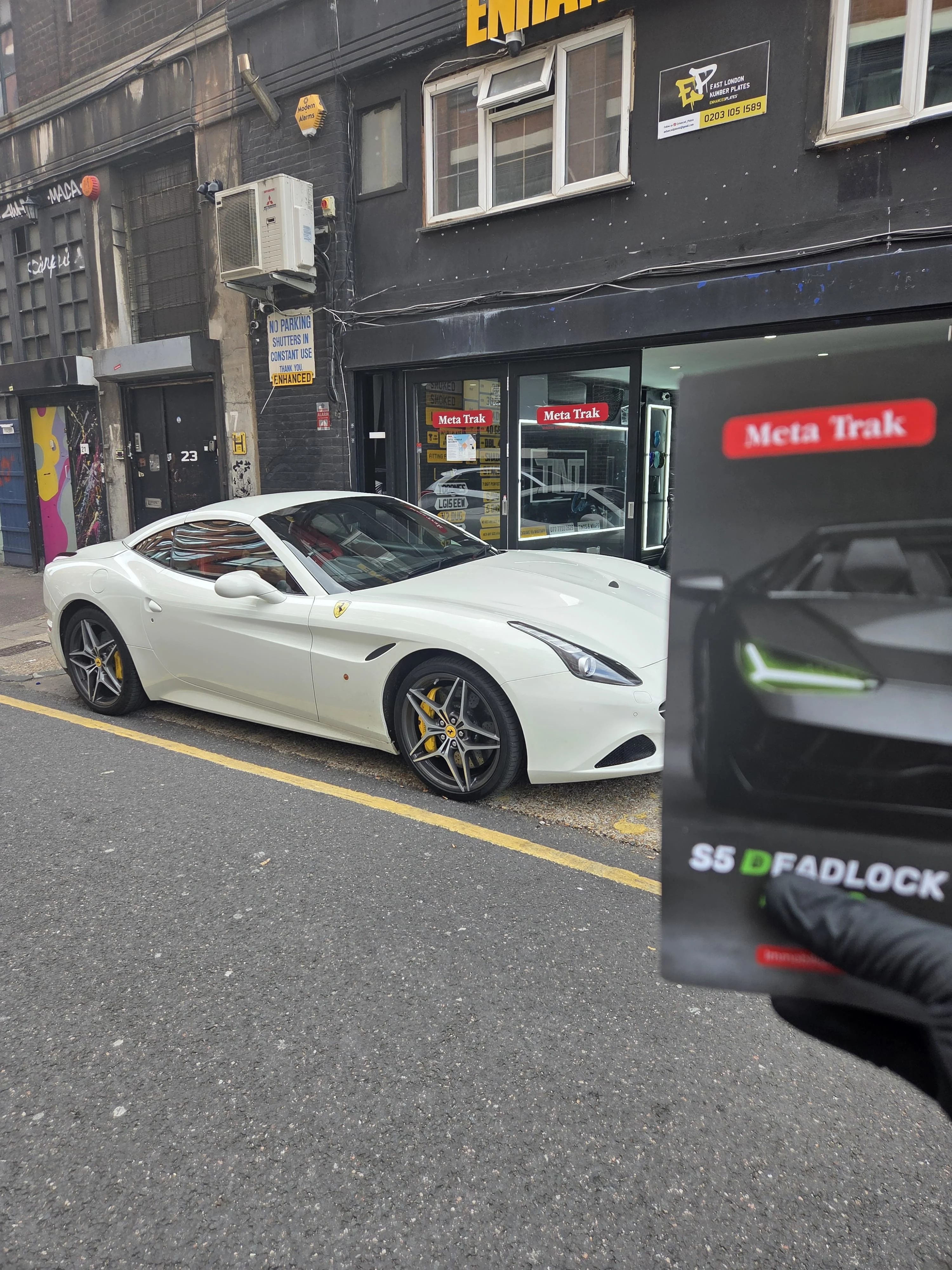 Professional workshop installation facility